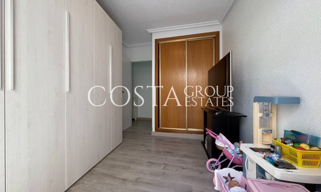 Herverkoop - Appartement -
Torrevieja - Centro