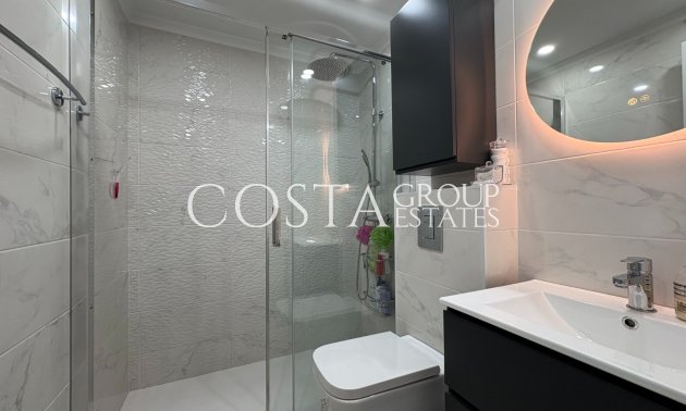 Herverkoop - Appartement -
Torrevieja - Centro