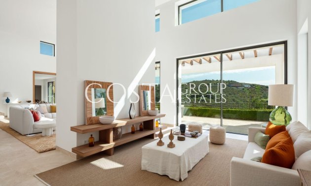 New Build - Villa -
Casares - Pedregales