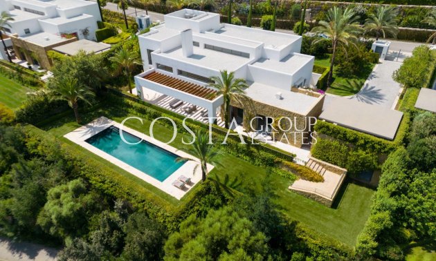New Build - Villa -
Casares - Pedregales