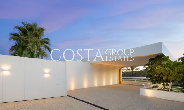 New Build - Villa -
Casares - Pedregales