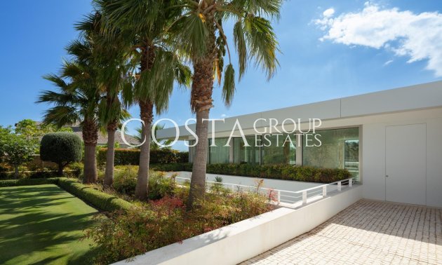 New Build - Villa -
Casares - Pedregales