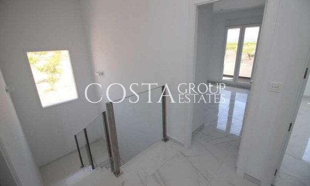 Neue Gebäude - Villa -
Pinoso