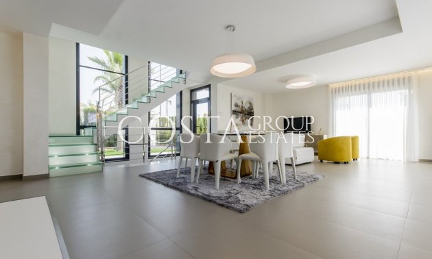 Nowy budynek - Willa -
Orihuela Costa - Campoamor