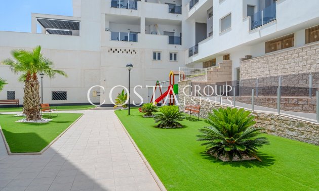 Herverkoop - Appartement -
Orihuela Costa - Las Filipinas