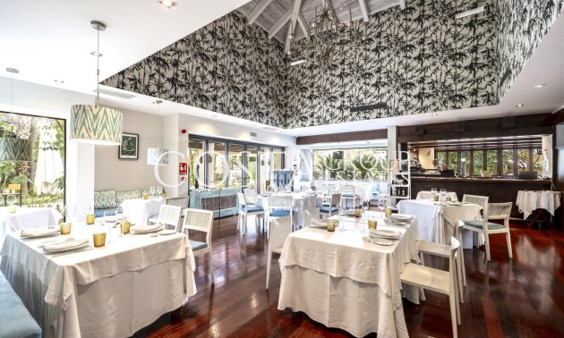 Nouvelle construction - Villa -
Estepona - Atalaya del Golf