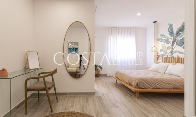 Nouvelle construction - Maison -
La Manga del Mar Menor - La Manga