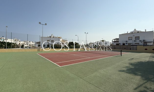 Odsprzedaż - Dom -
Orihuela Costa - La Zenia