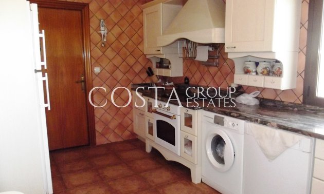 Herverkoop - Villa -
Los Montesinos - La Herrada