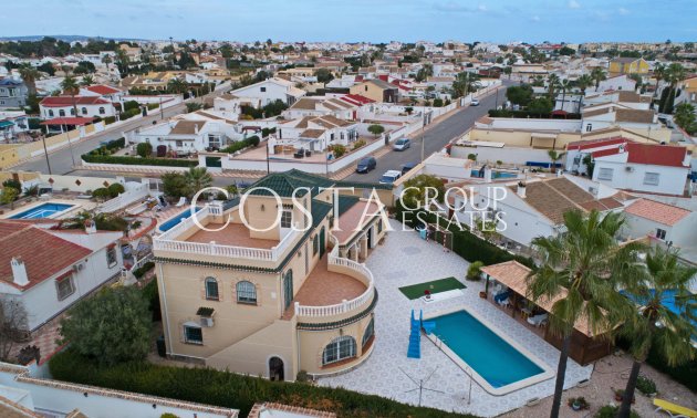 Herverkoop - Villa -
Torrevieja - El Chaparral