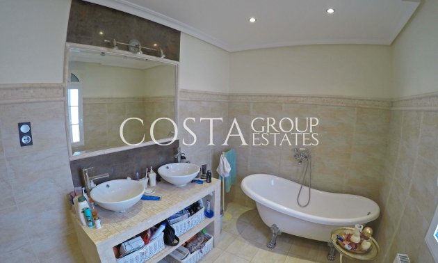 Herverkoop - Villa -
Torrevieja - El Chaparral