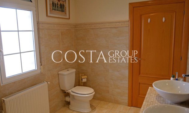 Herverkoop - Villa -
Torrevieja - El Chaparral