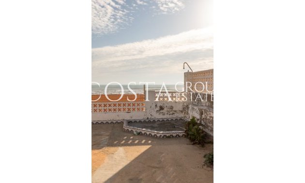 Resale - Villa -
Guardamar del Segura