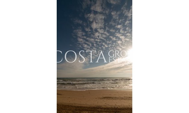 Resale - Villa -
Guardamar del Segura