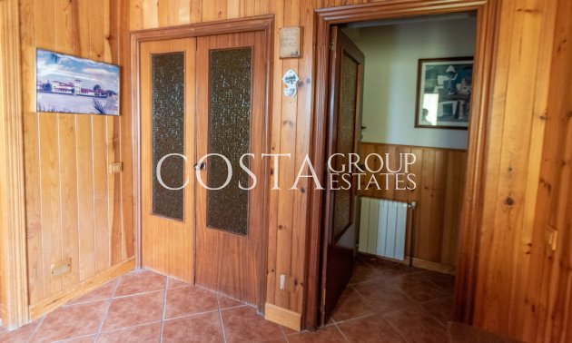 Resale - Villa -
Guardamar del Segura