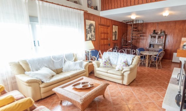 Resale - Villa -
Guardamar del Segura