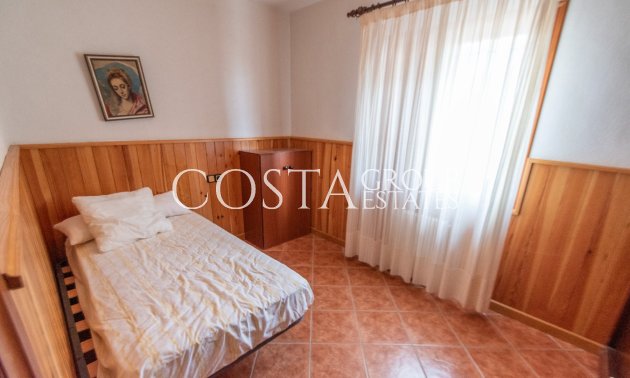 Resale - Villa -
Guardamar del Segura