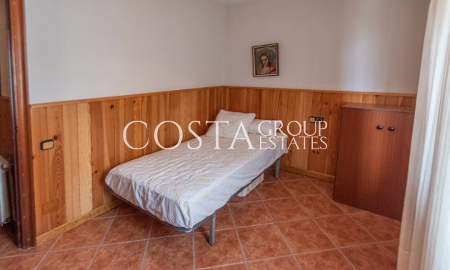 Resale - Villa -
Guardamar del Segura