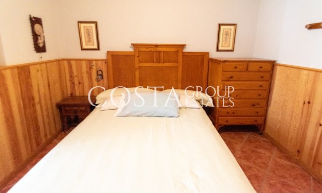 Resale - Villa -
Guardamar del Segura