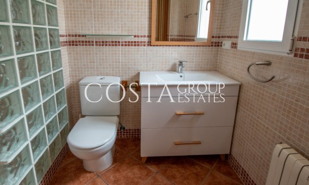 Resale - Villa -
Guardamar del Segura