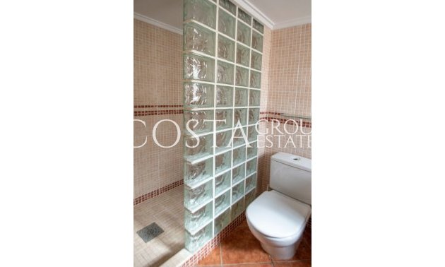 Resale - Villa -
Guardamar del Segura