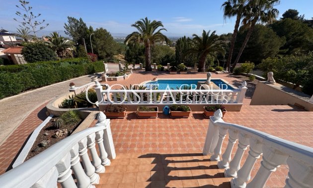 Resale - Villa -
Algorfa - Lomas de La Juliana