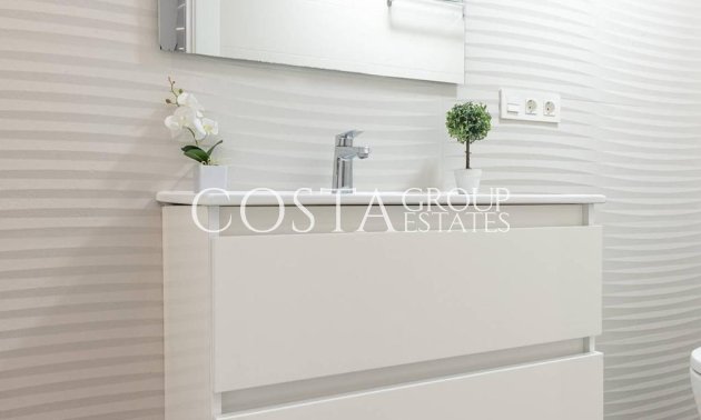 Odsprzedaż - Willa -
Benijofar