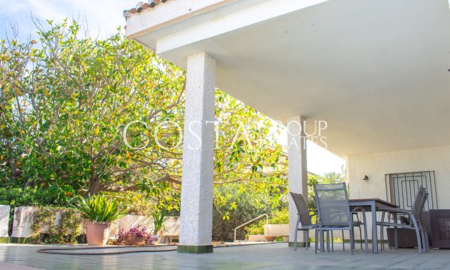 Resale - Villa -
Orihuela Costa - Cabo Roig