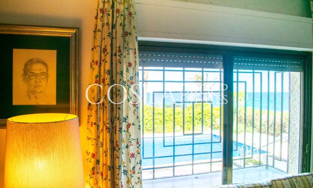 Resale - Villa -
Orihuela Costa - Cabo Roig