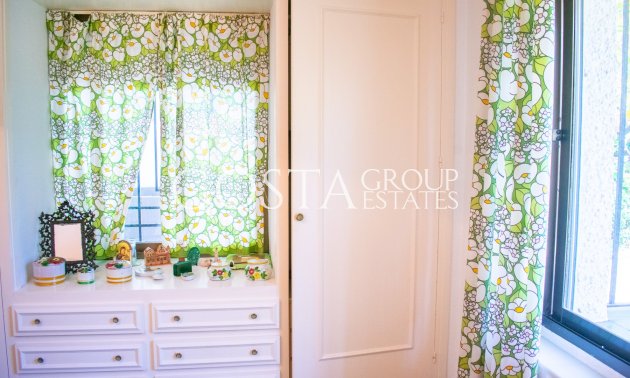 Resale - Villa -
Orihuela Costa - Cabo Roig