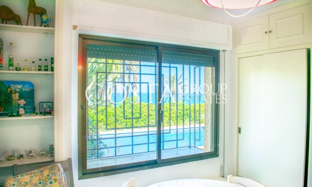 Resale - Villa -
Orihuela Costa - Cabo Roig