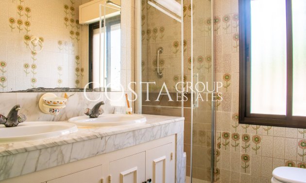 Resale - Villa -
Orihuela Costa - Cabo Roig