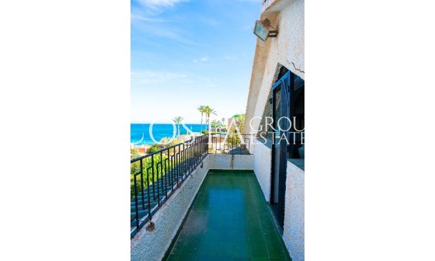 Resale - Villa -
Orihuela Costa - Cabo Roig
