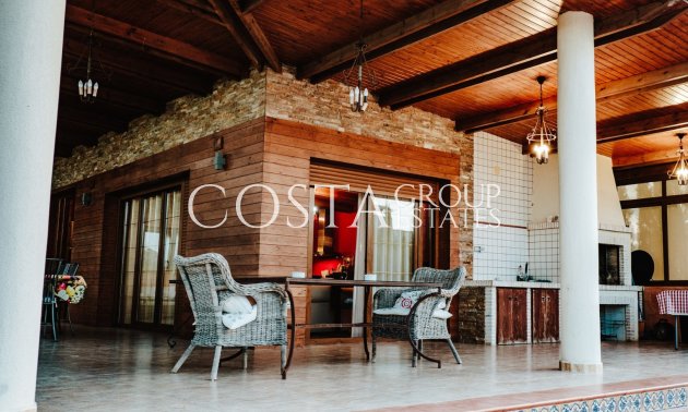 Wiederverkauf - Villa -
Catral