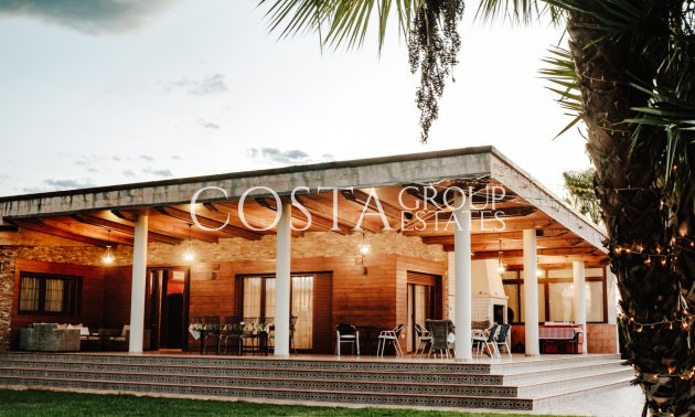 Wiederverkauf - Villa -
Catral