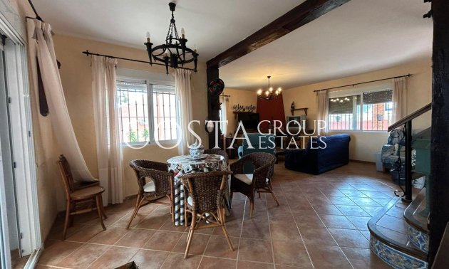 Odsprzedaż - Willa -
San Miguel de Salinas - Urbanizaciones