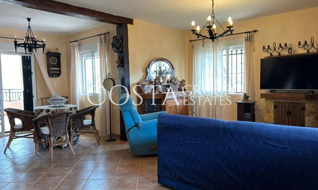 Odsprzedaż - Willa -
San Miguel de Salinas - Urbanizaciones