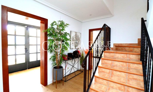 Wiederverkauf - Villa -
Orihuela Costa - Campoamor