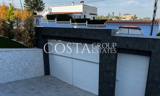 Odsprzedaż - Willa -
Torrevieja - Los Balcones