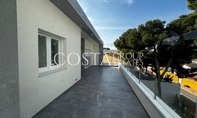 Odsprzedaż - Willa -
Torrevieja - Los Balcones