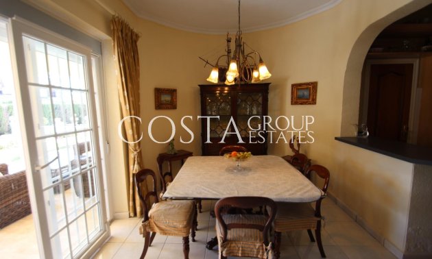 Wiederverkauf - Villa -
Torrevieja - Punta Prima