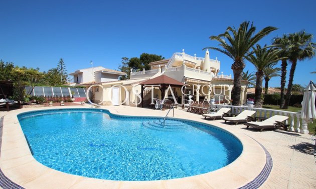 Wiederverkauf - Villa -
Torrevieja - Punta Prima