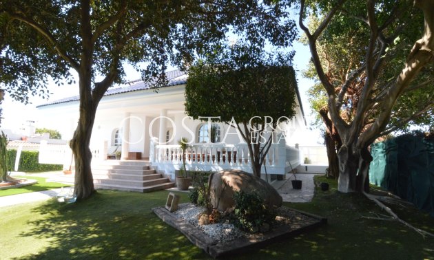 Revente - Villa -
Torrevieja - Torreta Florida