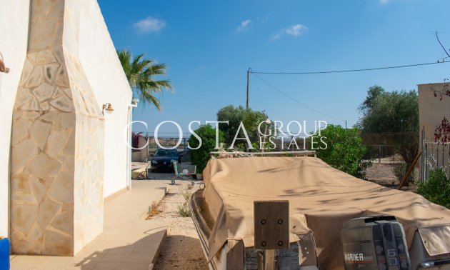 Herverkoop - Villa -
Guardamar del Segura - El Raso