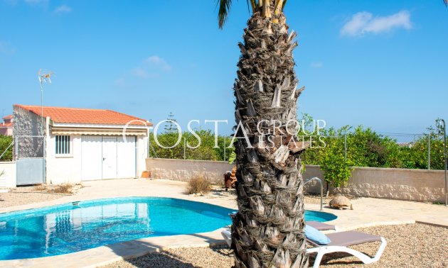 Herverkoop - Villa -
Guardamar del Segura - El Raso