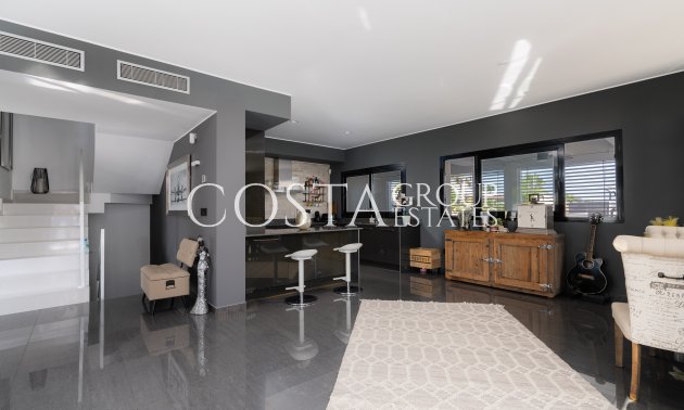 Herverkoop - Villa -
San Fulgencio - La Marina