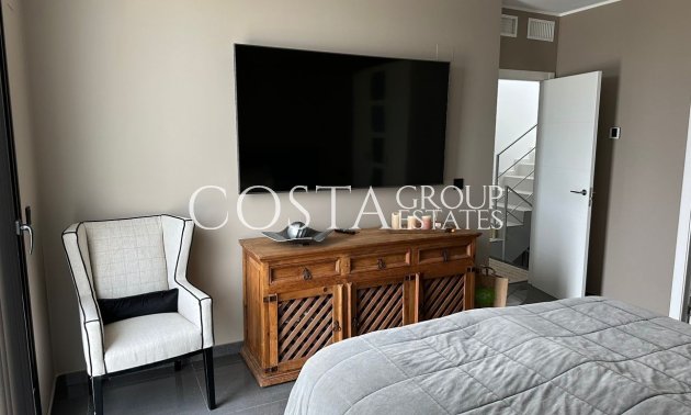 Herverkoop - Villa -
San Fulgencio - La Marina