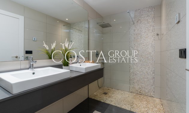 Herverkoop - Villa -
San Fulgencio - La Marina