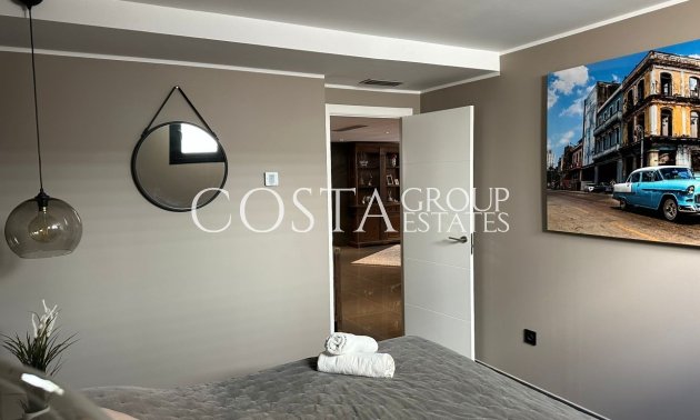 Herverkoop - Villa -
San Fulgencio - La Marina