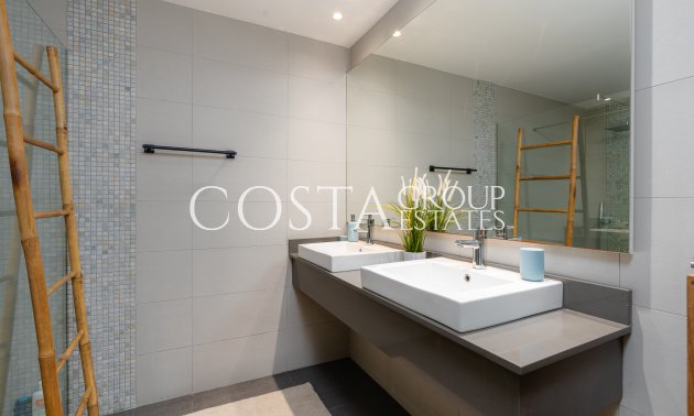 Herverkoop - Villa -
San Fulgencio - La Marina